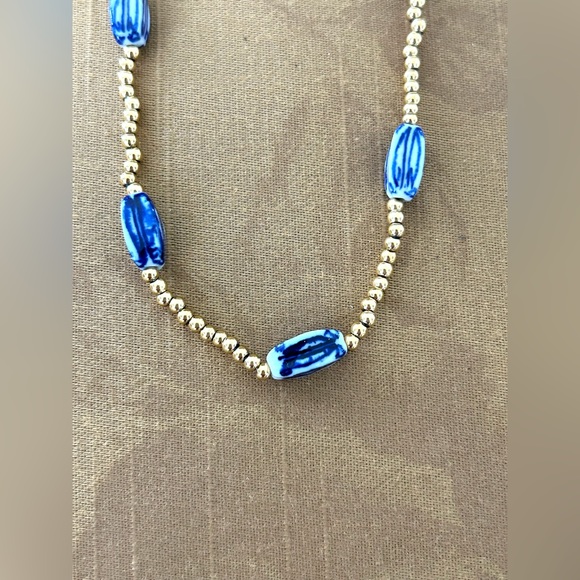 Heinen Delfts Blauw Blue and White and Gold Beaded necklace- NWT - Picture 4 of 8